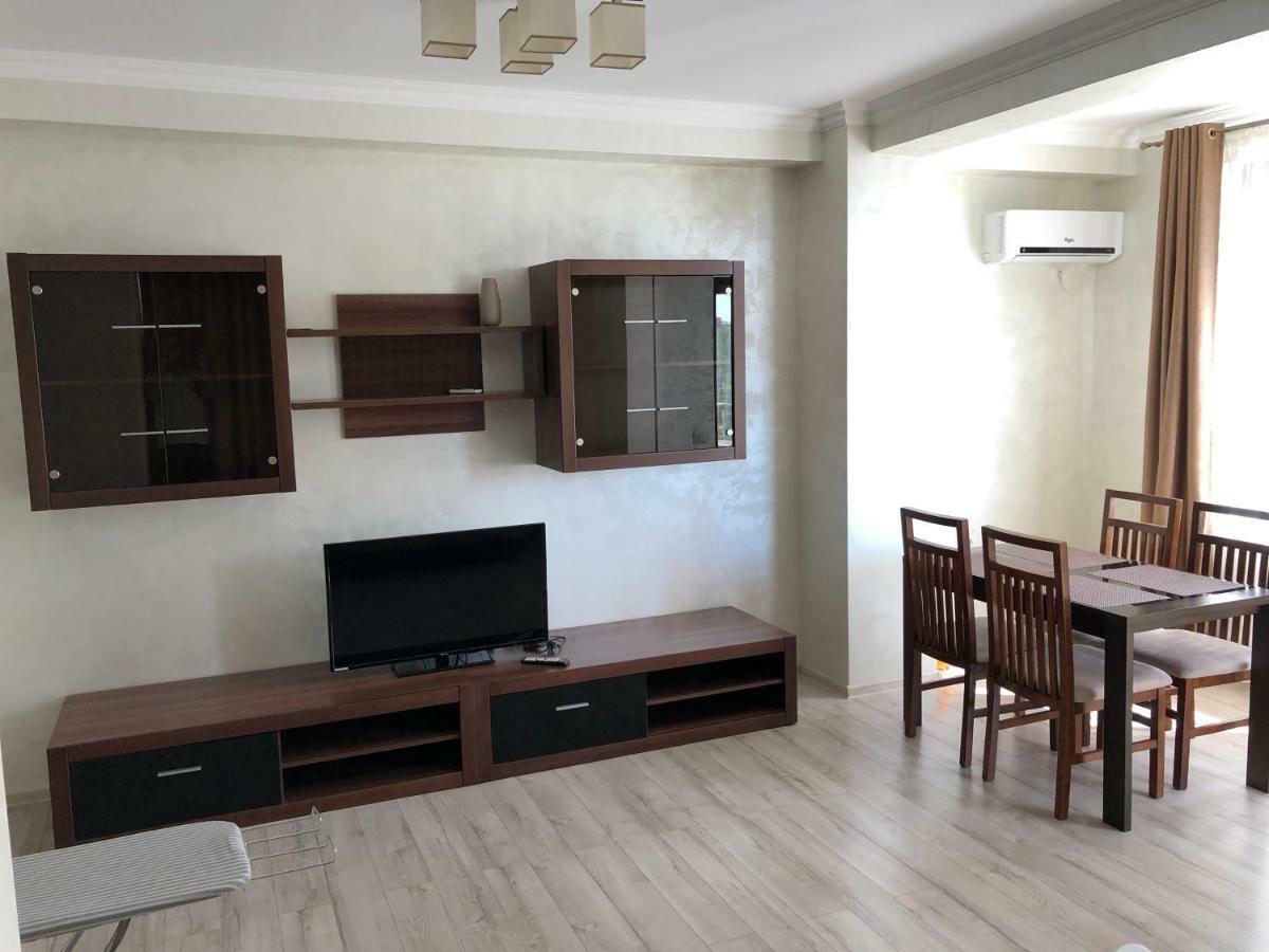 Apartament Evelyn Mamaia Buitenkant foto
